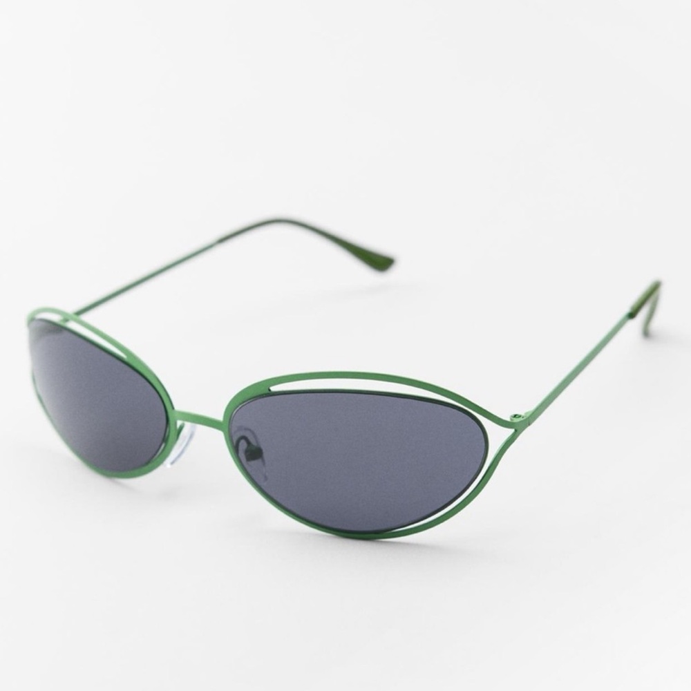 NWT Zara Accessories Oval Sunglasses Green
